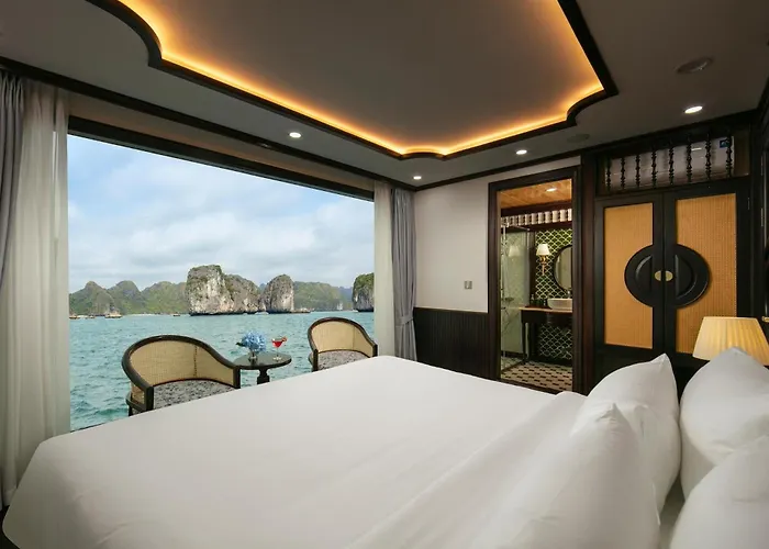 Du Yen Cruise Bay 5* Hạ Long