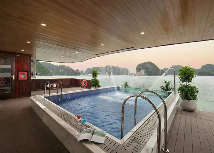 Du Yen Cruise Bay 5*