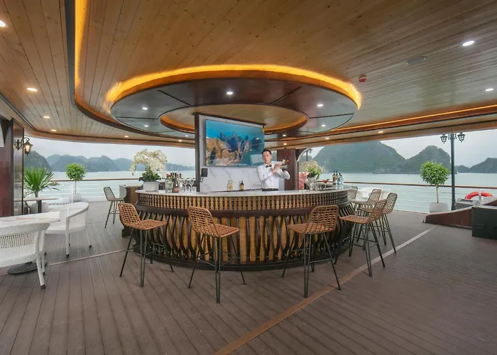 Du Yen Cruise Bay 5* Hạ Long