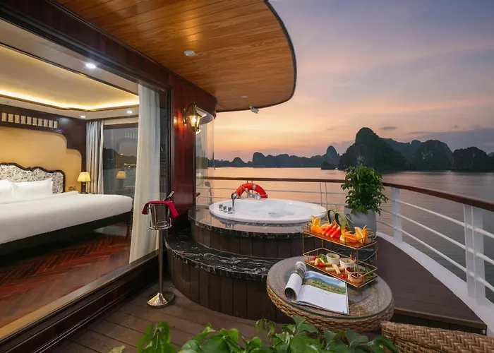  Du Yen Cruise Bay Hạ Long