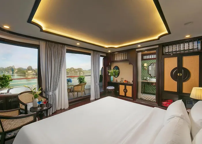 Du Yen Cruise Bay  Hạ Long
